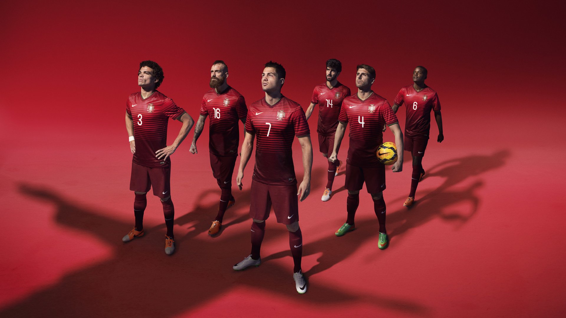 体育直播互动化，弹幕与数据看点并重